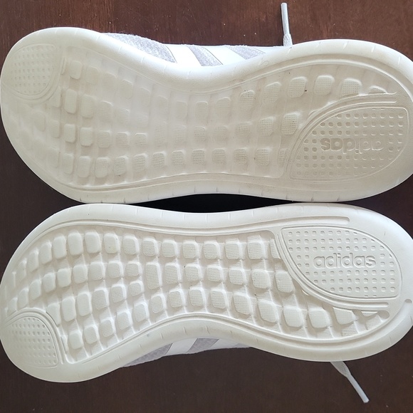 Adidas Women's QT Racer 3.0 White and Gray Sneakers, Size 8 - Picture 6 of 7